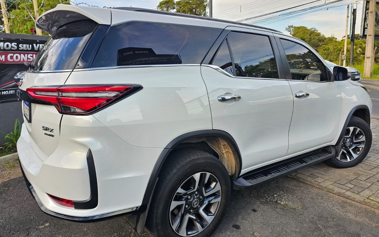 imagem-https://www.socarrao.com.br/sc-vehicle-images-prod/4411801/1792592598899-V2hhdHNBcHAgSW1hZ2UgMjAyNi0xMC0yMSBhdCAxMC4yMS4wMSBBTSAoMSkuanBlZw.jpeg