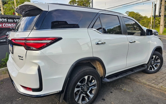 imagem-https://www.socarrao.com.br/sc-vehicle-images-prod/4411801/1792592598899-V2hhdHNBcHAgSW1hZ2UgMjAyNi0xMC0yMSBhdCAxMC4yMS4wMSBBTSAoMSkuanBlZw.jpeg