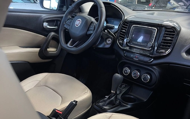 imagem-https://www.socarrao.com.br/sc-vehicle-images-prod/4411804/1792592611413-gb-3e1210c.jpeg