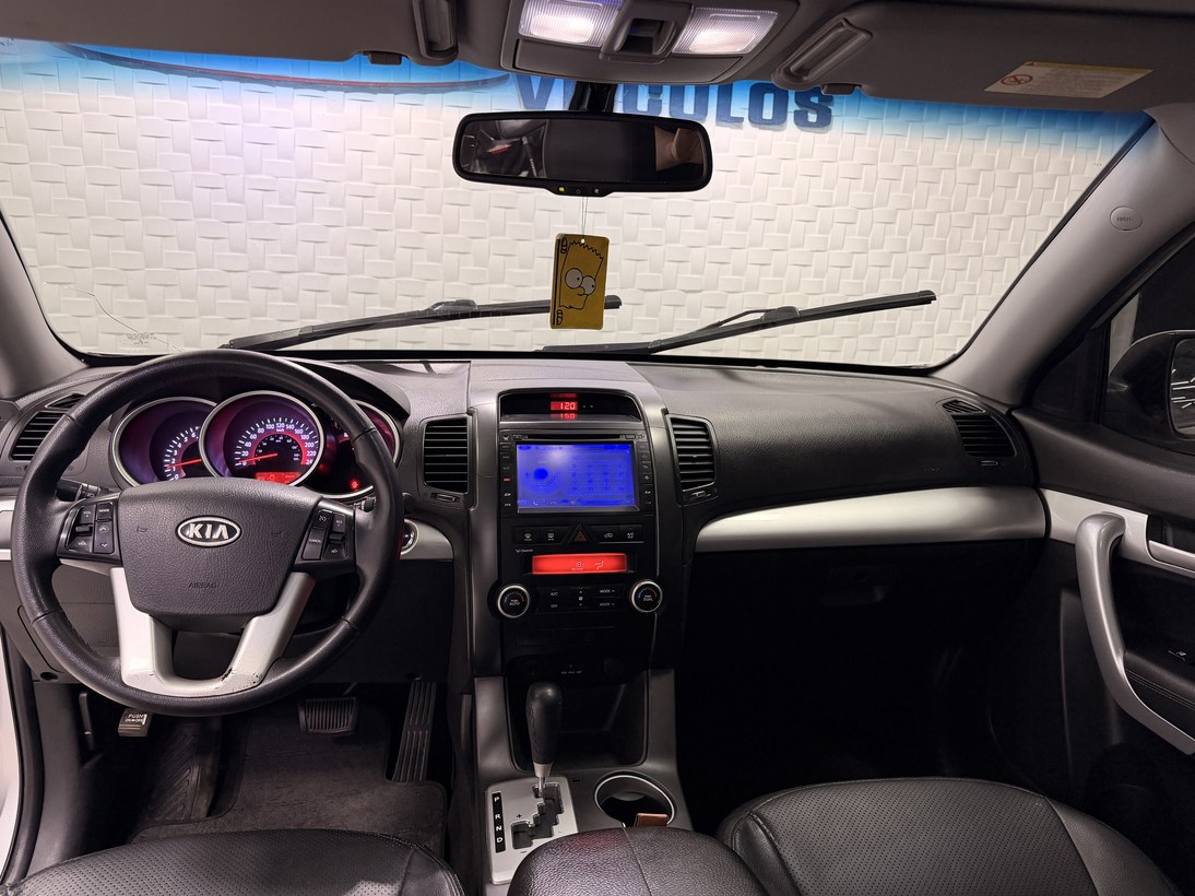 imagem-https://www.socarrao.com.br/sc-vehicle-images-prod/4411836/1792592833465-Zm90by0wNi5qcGc.jpg