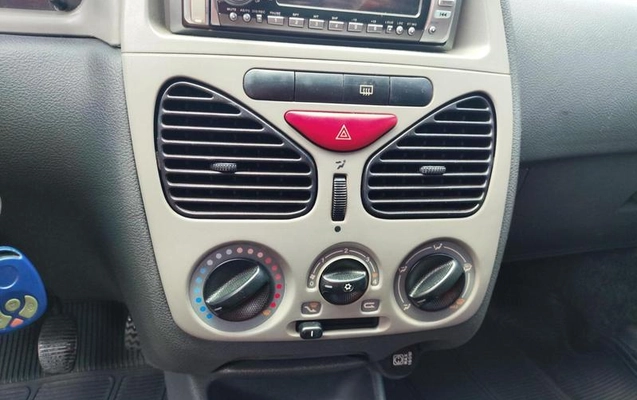 imagem-https://www.socarrao.com.br/sc-vehicle-images-prod/4411880/1792685944340-8590818_25_B_33185e1c20.jpeg