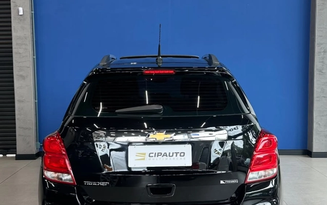 imagem-https://www.socarrao.com.br/sc-vehicle-images-prod/4411909/1792593268381-MzU0NzE1NzAtOTg1ZS00MzExLWEyYWYtZThmNDhlYWE3OTVmLmpwZw.jpg
