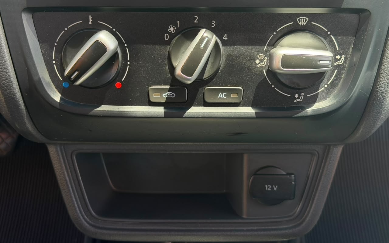 imagem-https://www.socarrao.com.br/sc-vehicle-images-prod/4411917/1792593321323-V2hhdHNBcHAgSW1hZ2UgMjAyNi0xMC0yMSBhdCAxMS4yNi4xOCAoMikuanBlZw.jpeg