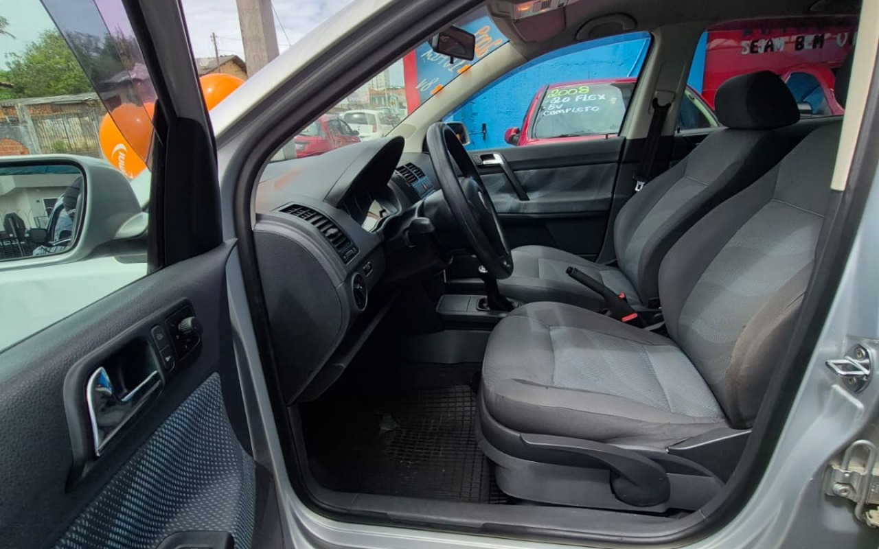 imagem-https://www.socarrao.com.br/sc-vehicle-images-prod/4411943/1792593517094-V2hhdHNBcHAgSW1hZ2UgMjAyNi0xMC0yMSBhdCAxMS4yNC41NSAoMSkuanBlZw.jpeg