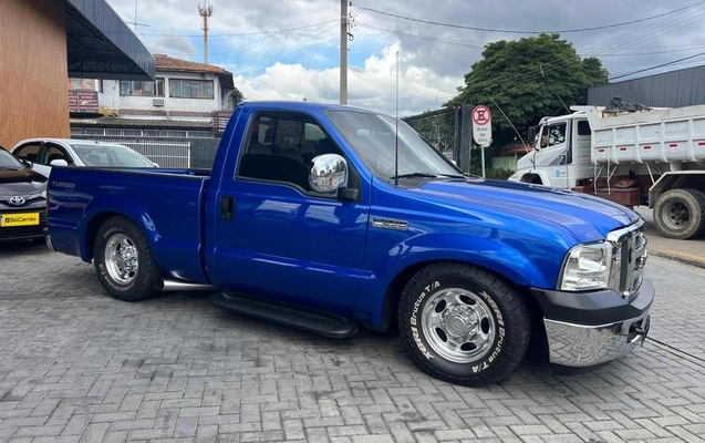 imagem-https://www.socarrao.com.br/sc-vehicle-images-prod/4411944/1792593518601-8576939_12_B_308f82201b.jpeg
