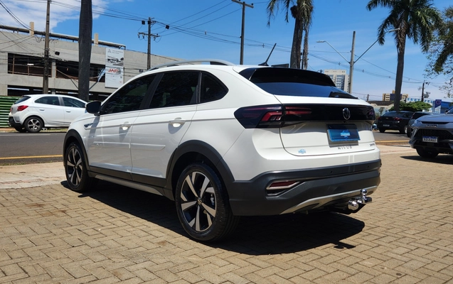 imagem-https://www.socarrao.com.br/sc-vehicle-images-prod/4411958/1792593670554-3eff3d6d-472e-4eff-a9db-560414d933f0.jpg