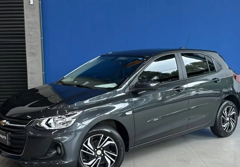 Chevrolet Onix 2025 Cinza — foto 1 de 3