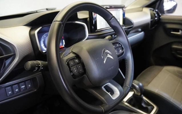 imagem-https://www.socarrao.com.br/sc-vehicle-images-prod/4412031/1792593978606-8379170_7_B_39b34aadd5.jpeg