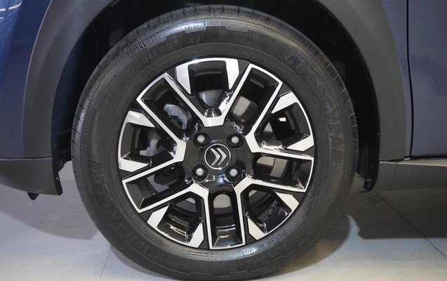 imagem-https://www.socarrao.com.br/sc-vehicle-images-prod/4412031/1792593978619-8379170_14_B_bf99366e0f.jpeg
