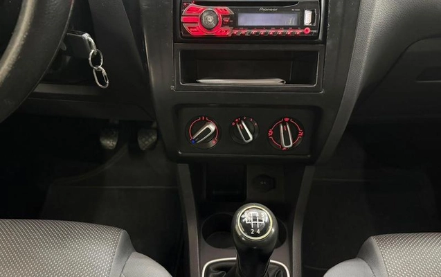 imagem-https://www.socarrao.com.br/sc-vehicle-images-prod/4412067/1792594343133-8010291_5_B_f3148b3798.jpeg