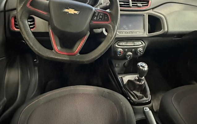 imagem-https://www.socarrao.com.br/sc-vehicle-images-prod/4412102/1792594514777-YWE0ZDE4NDEtOTQyNy00ODBjLWEwNTUtNzlmMTllZmIwMzJmLmpwZw.jpg