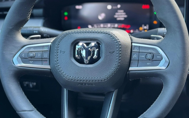 imagem-https://www.socarrao.com.br/sc-vehicle-images-prod/4412112/1792594571155-SW1hZ2VtIGRvIFdoYXRzQXBwIGRlIDIwMjUtMDktMjUgw6AocykgMDguMjUuMjNfMWE0MTVlM2QuanBn.jpg