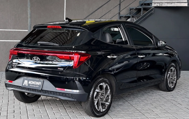 imagem-https://www.socarrao.com.br/sc-vehicle-images-prod/4412282/1792595823136-V2hhdHNBcHAgSW1hZ2UgMjAyNi0xMC0yMSBhdCAxMS4zMi40Ni5qcGVn.jpeg