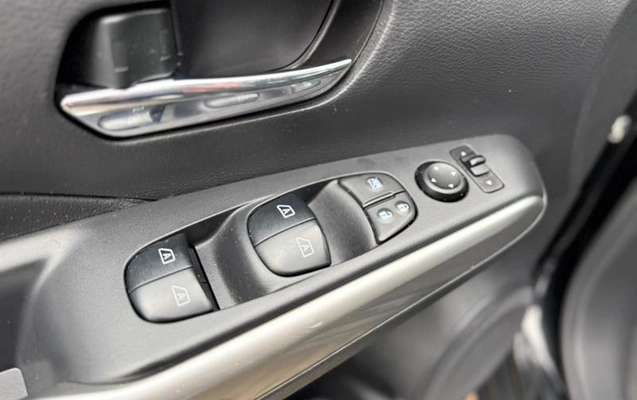 imagem-https://www.socarrao.com.br/sc-vehicle-images-prod/4412350/1792691157251-8591796_15_B_5ad2e59391.jpeg