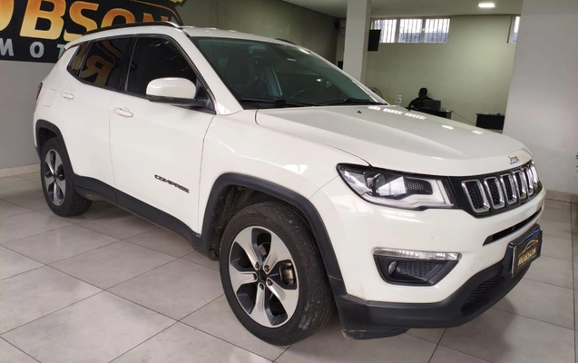 imagem-https://www.socarrao.com.br/sc-vehicle-images-prod/4412407/1792596766517-gb-423747d.jpeg