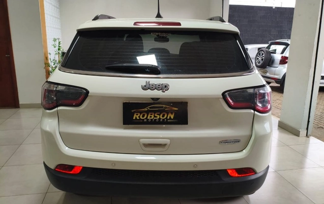 imagem-https://www.socarrao.com.br/sc-vehicle-images-prod/4412407/1792596766520-gb-e7642c0.jpeg