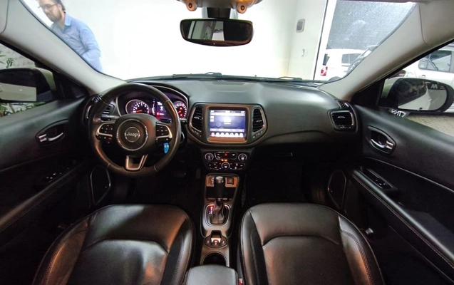 imagem-https://www.socarrao.com.br/sc-vehicle-images-prod/4412407/1792596766529-gb-5372911.jpeg