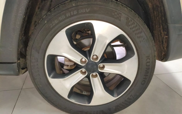 imagem-https://www.socarrao.com.br/sc-vehicle-images-prod/4412407/1792596766534-gb-8ede192.jpeg
