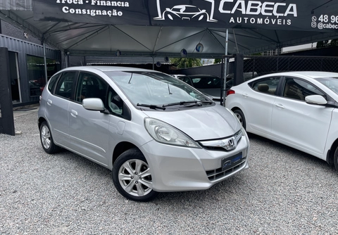 Honda Fit 2014 Prata — foto 1 de 3