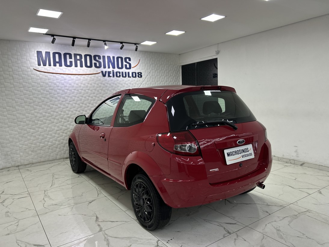 imagem-https://www.socarrao.com.br/sc-vehicle-images-prod/4412566/1792598017418-Zm90by0wNC5qcGc.jpg
