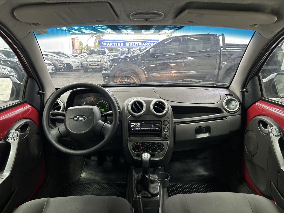 imagem-https://www.socarrao.com.br/sc-vehicle-images-prod/4412566/1792598017563-Zm90by0wNi5qcGc.jpg