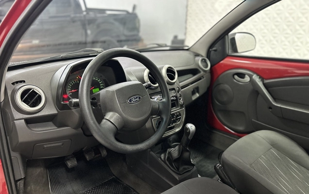 imagem-https://www.socarrao.com.br/sc-vehicle-images-prod/4412566/1792598017838-Zm90by0wOS5qcGc.jpg