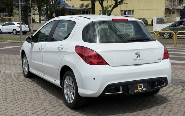 imagem-https://www.socarrao.com.br/sc-vehicle-images-prod/4412625/1792598424274-1_125857.jpg