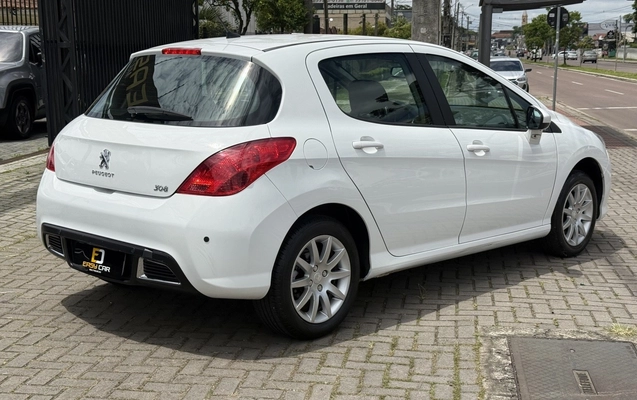 imagem-https://www.socarrao.com.br/sc-vehicle-images-prod/4412625/1792598424276-1_125859.jpg