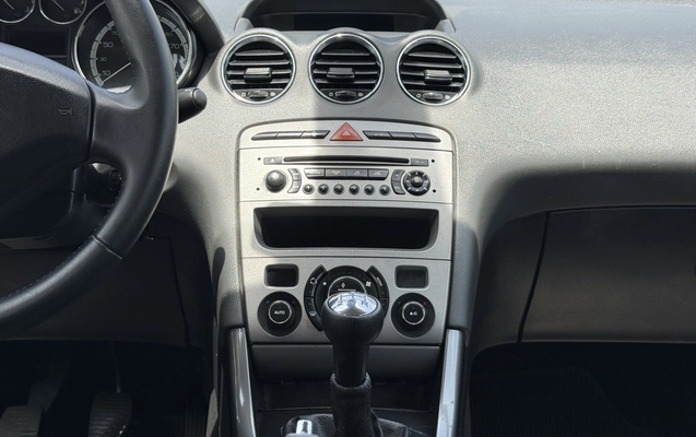 imagem-https://www.socarrao.com.br/sc-vehicle-images-prod/4412625/1792598424284-1_125905.jpg