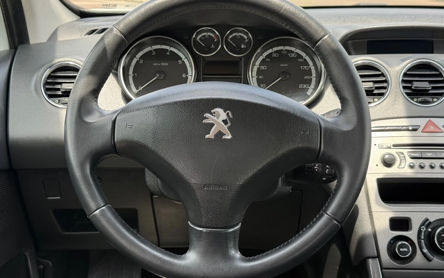 imagem-https://www.socarrao.com.br/sc-vehicle-images-prod/4412625/1792598424289-1_125908.jpg