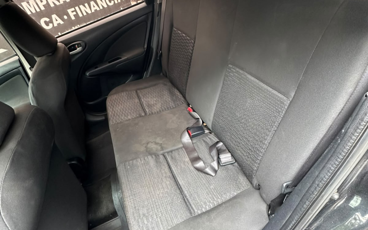 imagem-https://www.socarrao.com.br/sc-vehicle-images-prod/4412634/1792600797416-V2hhdHNBcHAgSW1hZ2UgMjAyNi0xMC0yMSBhdCAxMy4wNC4xMSgyKS5qcGVn.jpeg