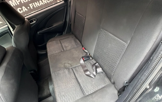 imagem-https://www.socarrao.com.br/sc-vehicle-images-prod/4412634/1792600797416-V2hhdHNBcHAgSW1hZ2UgMjAyNi0xMC0yMSBhdCAxMy4wNC4xMSgyKS5qcGVn.jpeg
