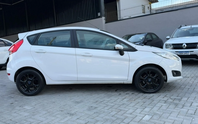 imagem-https://www.socarrao.com.br/sc-vehicle-images-prod/4412672/1792598883668-1_010356.jpg