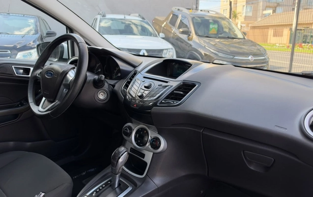imagem-https://www.socarrao.com.br/sc-vehicle-images-prod/4412672/1792598883670-5_010356.jpg