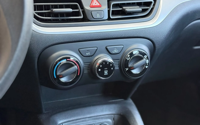 imagem-https://www.socarrao.com.br/sc-vehicle-images-prod/4412714/1792599120967-003_6cc5657894b526b47cd15b000940df66.jpg