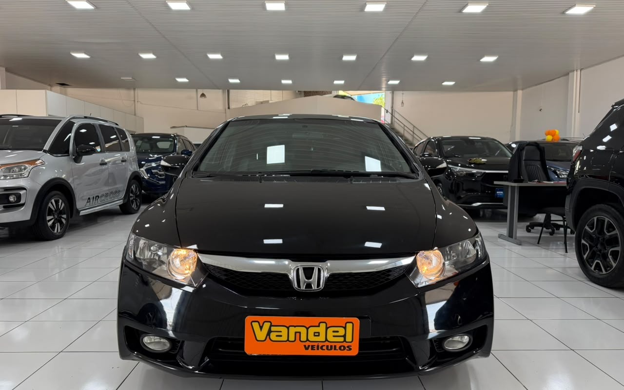 imagem-https://www.socarrao.com.br/sc-vehicle-images-prod/4412896/1792600113623-V2hhdHNBcHAgSW1hZ2UgMjAyNi0xMC0yMSBhdCAxMy4xMi4zMi5qcGVn.jpeg