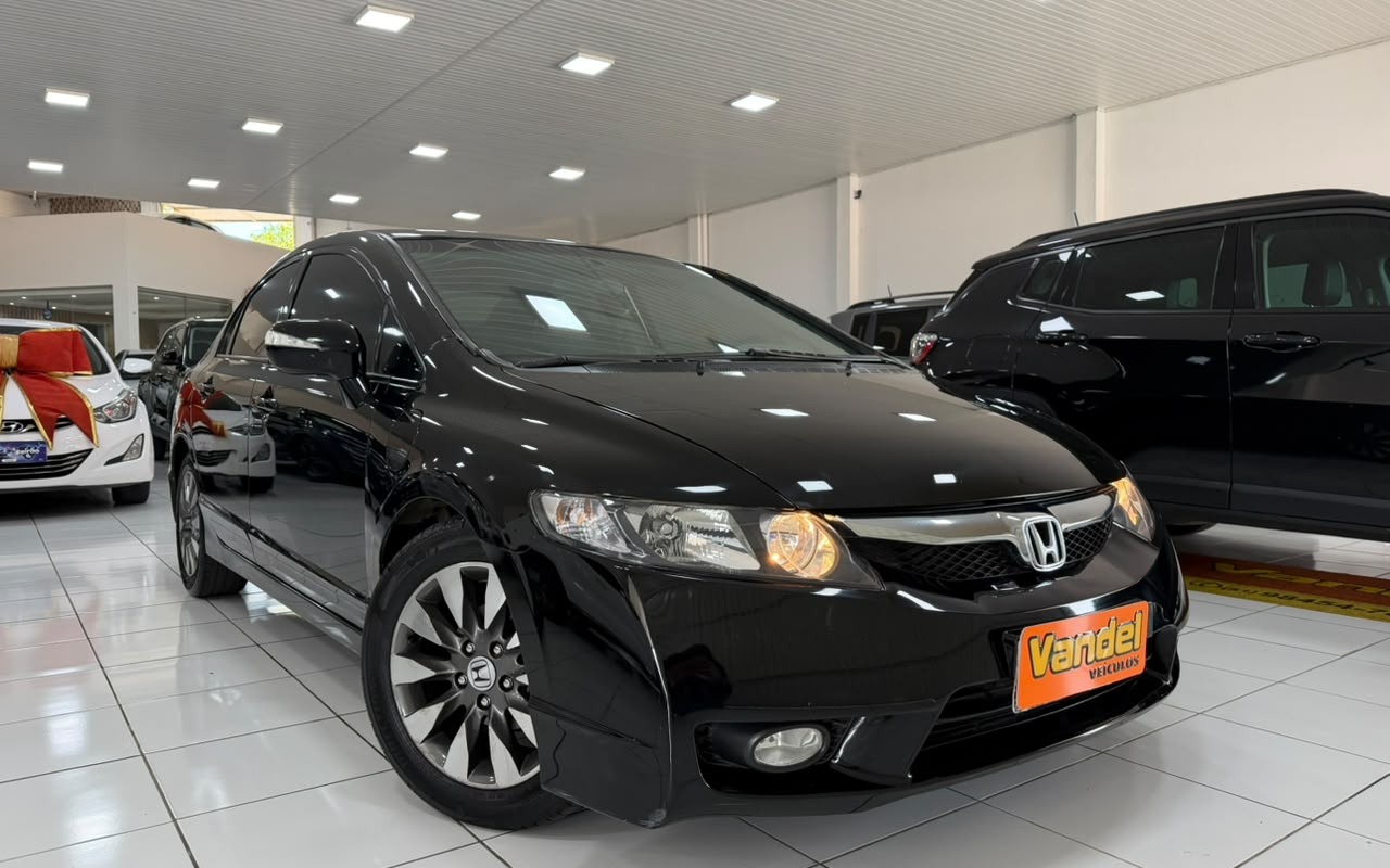 imagem-https://www.socarrao.com.br/sc-vehicle-images-prod/4412896/1792600113689-V2hhdHNBcHAgSW1hZ2UgMjAyNi0xMC0yMSBhdCAxMy4xMi4zMiAoMSkuanBlZw.jpeg