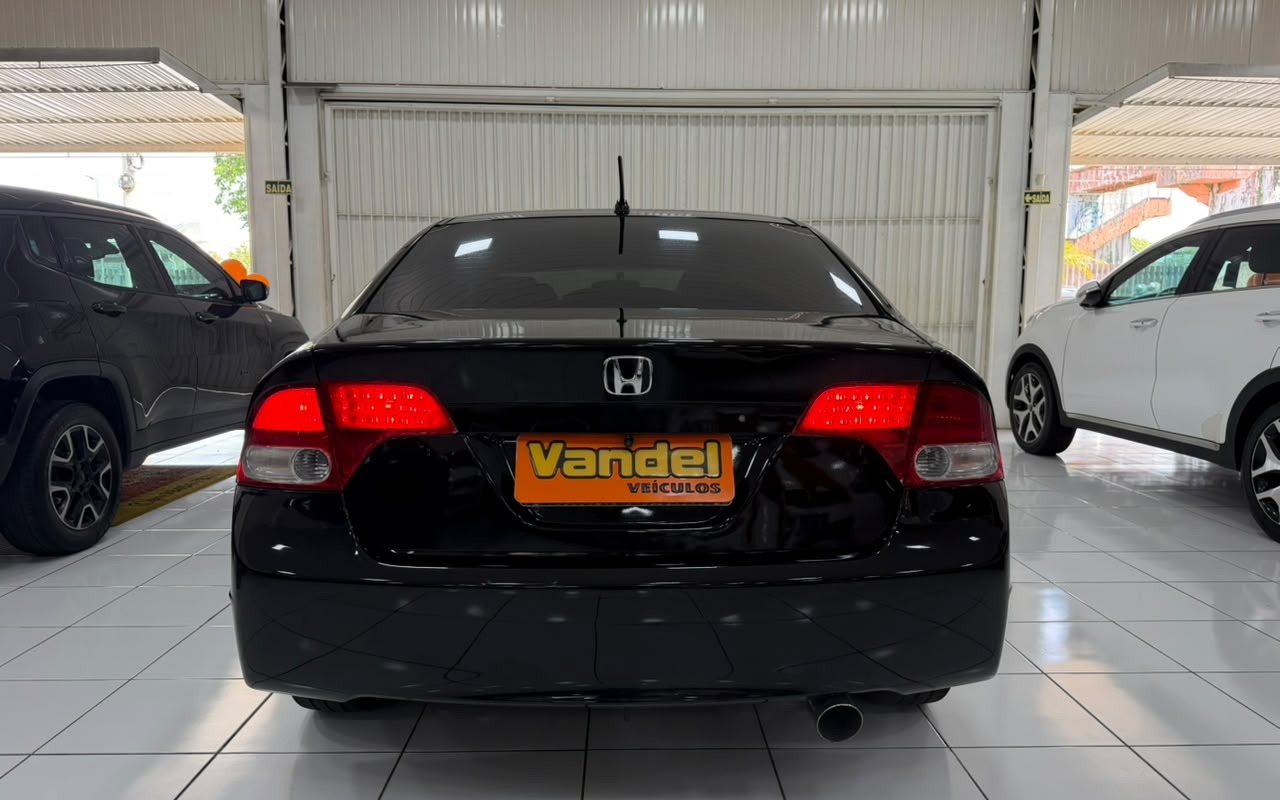imagem-https://www.socarrao.com.br/sc-vehicle-images-prod/4412896/1792600113808-V2hhdHNBcHAgSW1hZ2UgMjAyNi0xMC0yMSBhdCAxMy4xMi4zMyAoMSkuanBlZw.jpeg