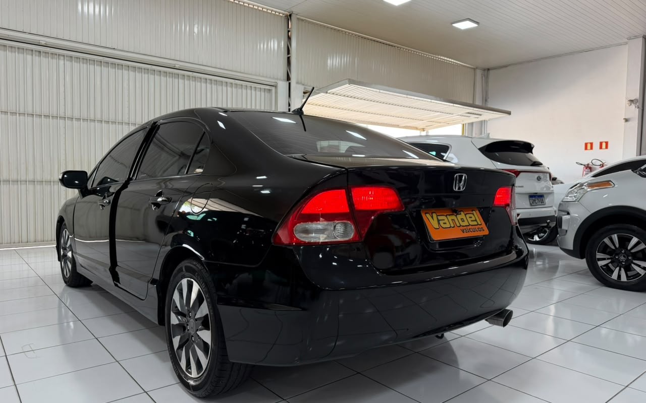 imagem-https://www.socarrao.com.br/sc-vehicle-images-prod/4412896/1792600113865-V2hhdHNBcHAgSW1hZ2UgMjAyNi0xMC0yMSBhdCAxMy4xMi4zNS5qcGVn.jpeg