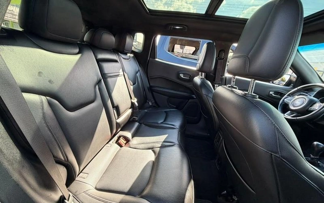 imagem-https://www.socarrao.com.br/sc-vehicle-images-prod/4412939/1792600491362-8474493_12_B_6888730255.jpeg