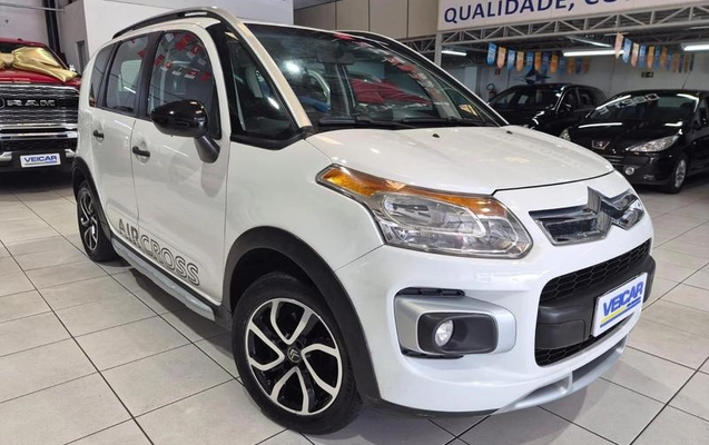 imagem-https://www.socarrao.com.br/sc-vehicle-images-prod/4412960/1792600589025-8491761_4_B_7f1495e0a4.jpeg