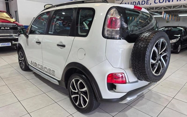imagem-https://www.socarrao.com.br/sc-vehicle-images-prod/4412960/1792600589034-8491761_8_B_d65c8a0c79.jpeg