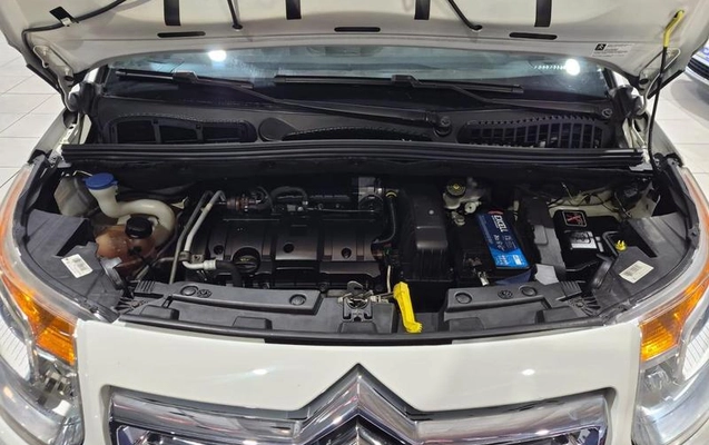 imagem-https://www.socarrao.com.br/sc-vehicle-images-prod/4412960/1792600589046-8491761_13_B_b64ebe04cd.jpeg