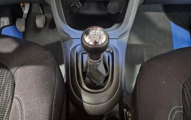 imagem-https://www.socarrao.com.br/sc-vehicle-images-prod/4412960/1792600589058-8491761_19_B_465041ada3.jpeg
