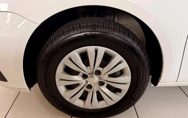 imagem-https://www.socarrao.com.br/sc-vehicle-images-prod/4412968/1792781654272-8584946_17_B_c214399f63.jpeg