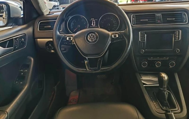 imagem-https://www.socarrao.com.br/sc-vehicle-images-prod/4412975/1792600644083-8547918_8_B_8d86da7648.jpeg