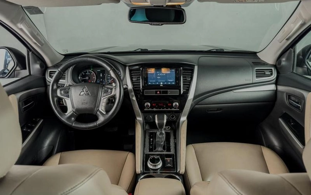 imagem-https://www.socarrao.com.br/sc-vehicle-images-prod/4412979/1792679831669-8591998_7_B_8f824f9327.jpeg