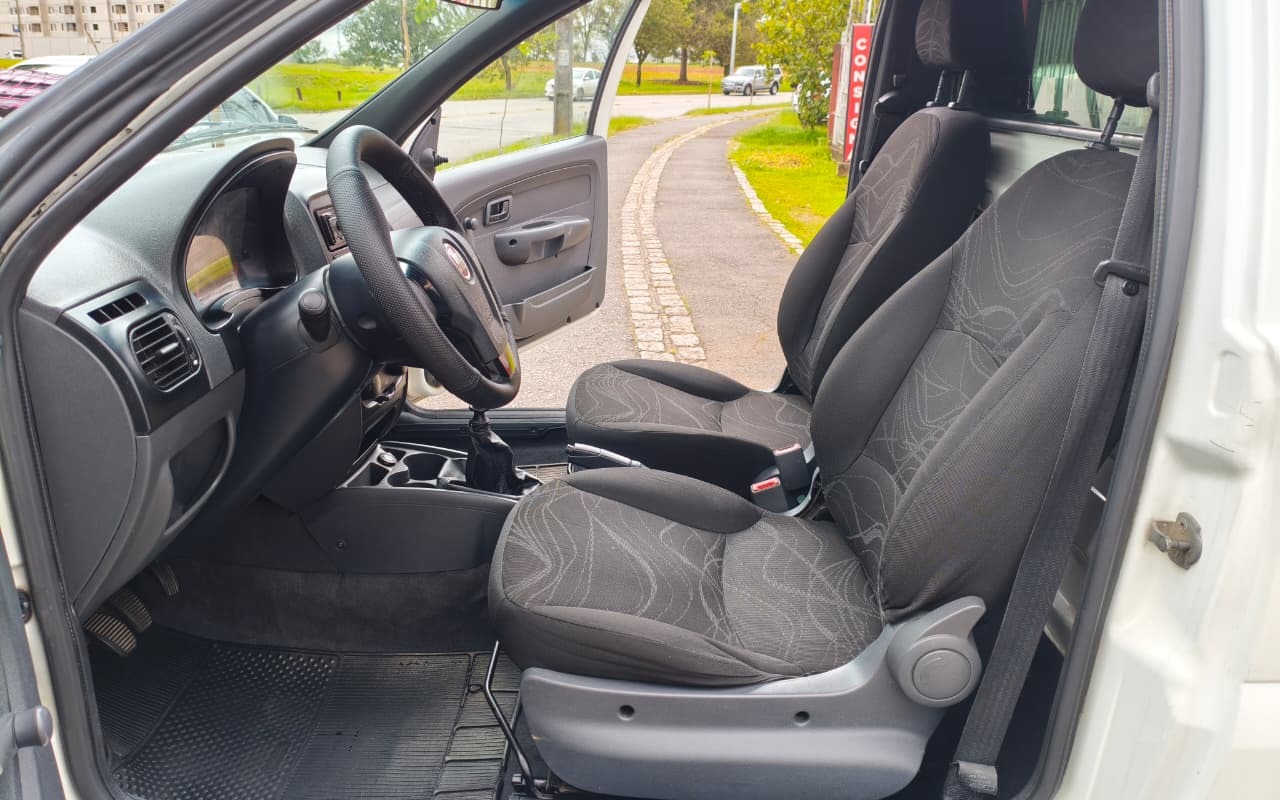 imagem-https://www.socarrao.com.br/sc-vehicle-images-prod/4412984/1792697871335-V2hhdHNBcHAgSW1hZ2UgMjAyNi0xMC0yMiBhdCAxNi4xNy4wMy5qcGVn.jpeg