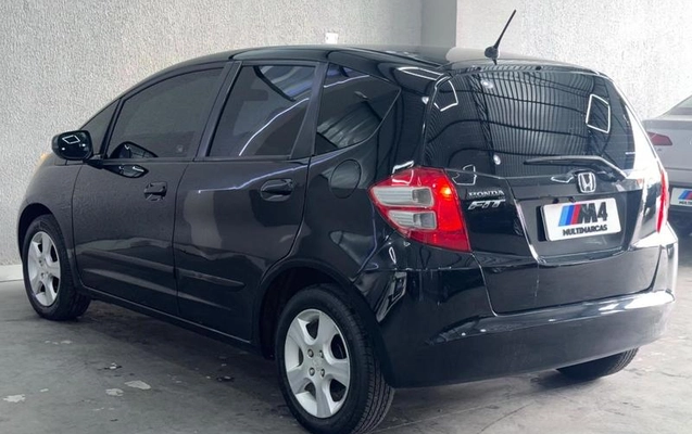 imagem-https://www.socarrao.com.br/sc-vehicle-images-prod/4413027/1792613585755-8592069_2_B_dfb6296e40.jpeg