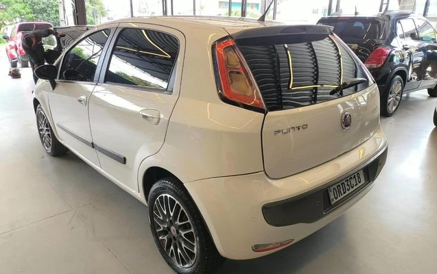imagem-https://www.socarrao.com.br/sc-vehicle-images-prod/4413031/1792601022329-8050903_8_B_3d862534ca.jpeg